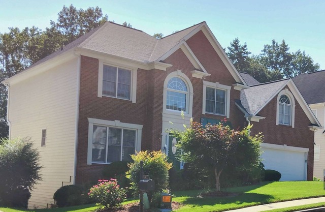 Spacious 5-bedroom house with oiffice, fitness rooms in fabulous Norcross