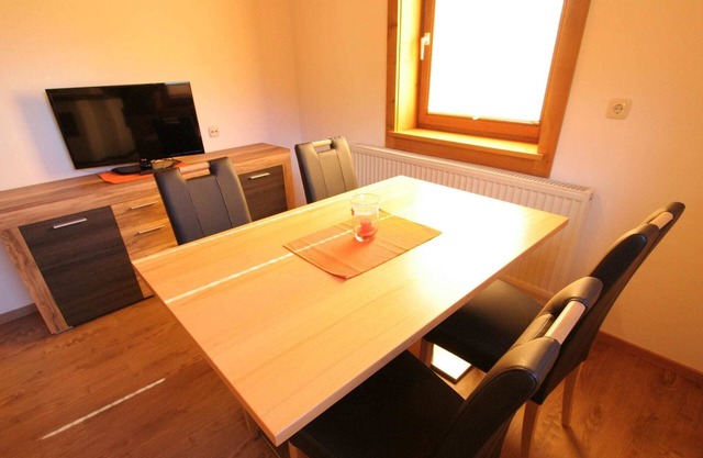 Spacious Apartment in Mittersill with close to Skiing Points