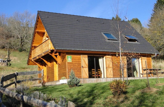 Spacious chalet La Bourboule - Massif du Sancy