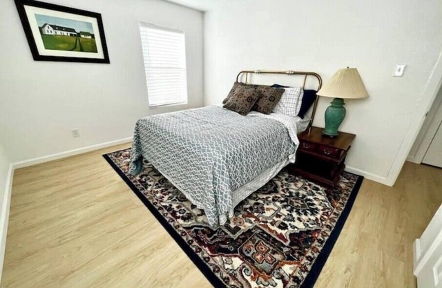 Spacious, Clean, Fresh 4BR/3BA Unit A - 6 beds