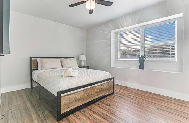 Spacious Family Getaway with Modern Comforts.