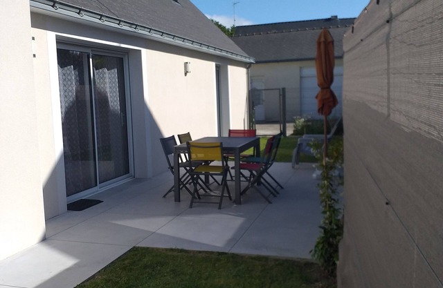 Spacious gîte close to the beach and port