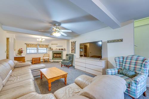 Spacious Ludlow Hideaway Less Than 1 Mi to Okemo Mountain!