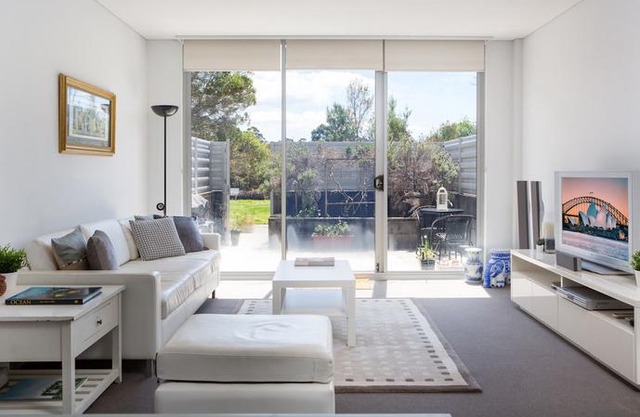 Spacious Modern Apartment In Sydney's North Shore