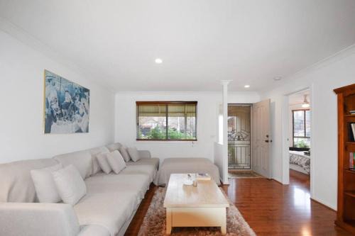 Spacious Seabrook Hideaway Near the Bay