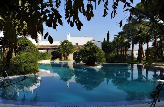 Spacious Stay with Tennis