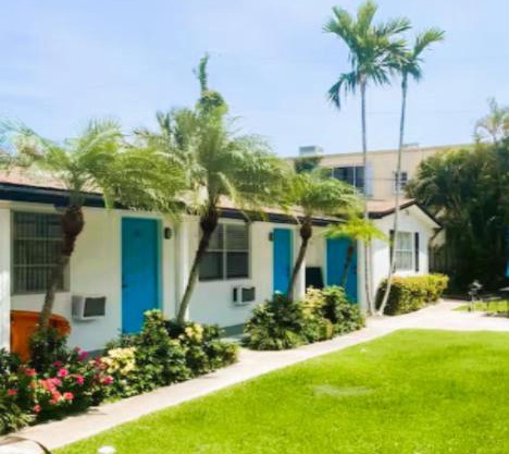 Spacious Villa #8 Water View 4-Minute Walk Beach