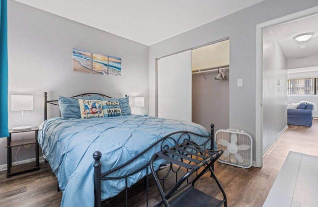 Spacious2BR/Work Crews & Families/Sleeps6/desk/Parking/WIFI/Pet friendly