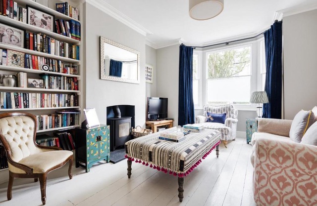 Spectacular Shepherds Bush Home close to Westfield