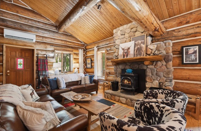 Spend Summer with Us! Beautiful Montana Log Cabin Home with Stunning Forested Views!