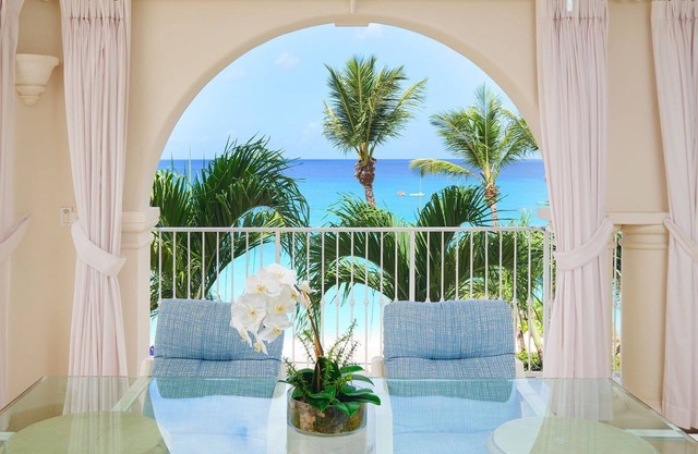 St Peter's Bay 301 - Modern Beachfront Condo