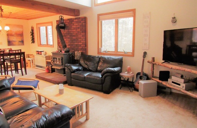 Stand Alone three floor home in the the White Mountains in the Waterville Estates
