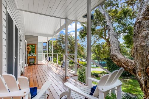 Stanley Beach Pad - 5 mins to beach