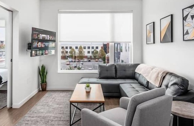 STAY IN THE HEART OF COLUMBUS + 24/7 GYM ACCESS