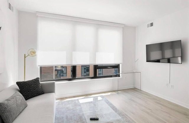 Steps from Metro | 24/7 concierge | Heart of Noma