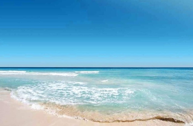 STEPS TO LIDO BEACH #104
