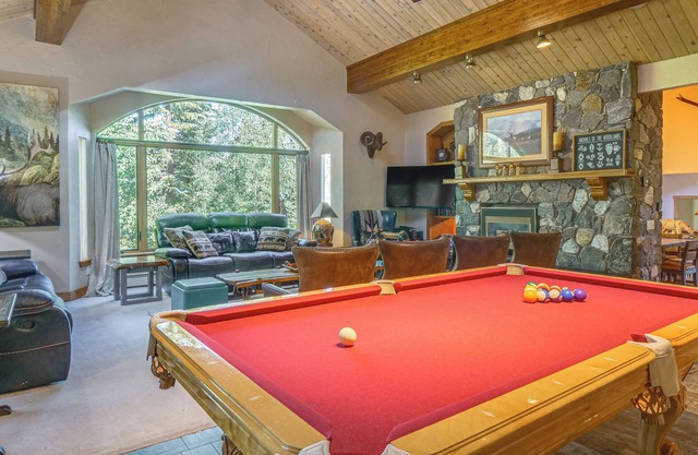 Steps to Ski Shuttle: Breckenridge Home w/Hot Tub