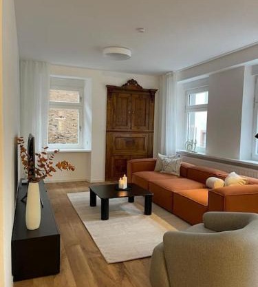 Stilvolle Mosel-Ferienwohnung - Alte Apotheke in Ürzig - Bis 5 Personen - 2 Schlafzimmer - großes Badezimmer