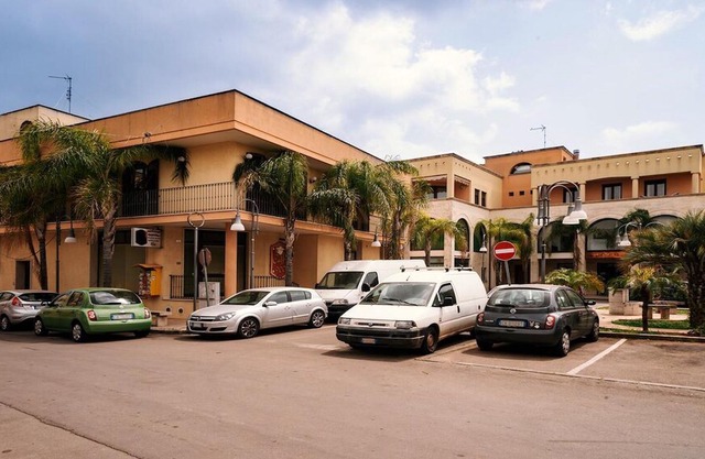 Studio 2 / 4pl in Racale 4km from the sea