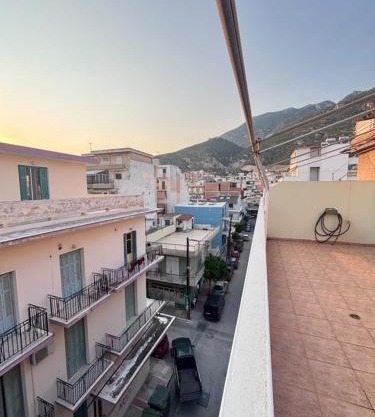 Studio 2' from Loutraki beach