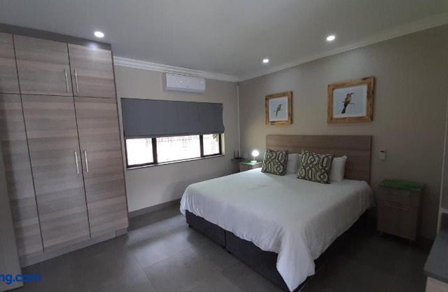 Studio 4 Churchill Lane Apartment