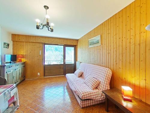 Studio 4 couchages, proche télécabine, parking, animaux acceptés - FR-1-241-75