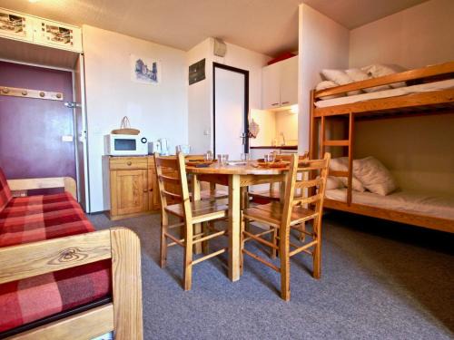 Studio cabine cosy, 4 pers, balcon sud, au pied des pistes – Chamrousse 1750 - FR-1-340-106