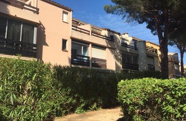 Studio Cabine Lumineux avec Piscine, 4 Couchages, Grau d'Agde - FR-1-423-202