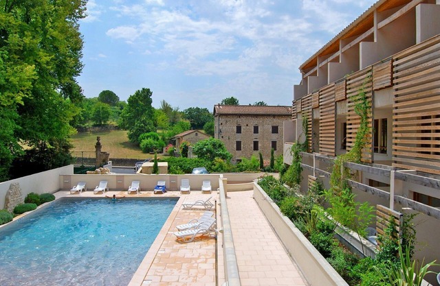 Studio cosy, accès Piscine + Parking Gratuit