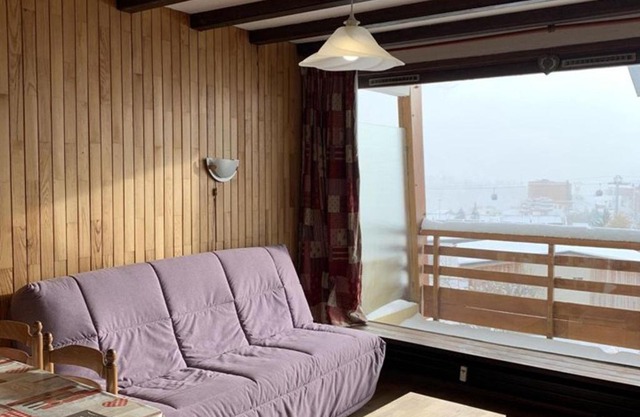 Studio cosy pour 4 à L'Alpe d'Huez, balcon sud, proche pistes et commerces, animaux bienvenus - FR-1-405-197
