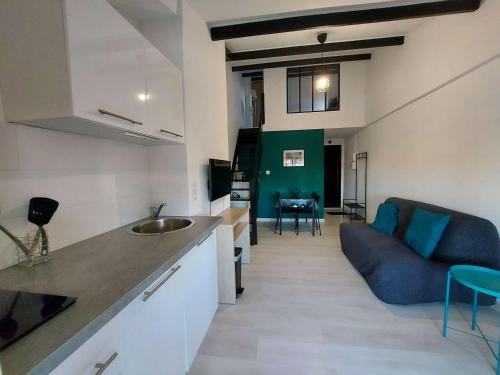 Studio Mezzanine au Grau d'Agde – 250m Plage, Terrasse, 4 Couchages - FR-1-423-235