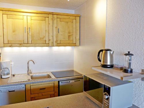 Fireplace Stove Ski Locker Saint Martin De Belleville 