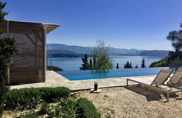 Stunning Villa and Location!