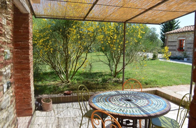 Stunning villa for 14 guests with WIFI, private pool, TV, patio, panoramic view and parking