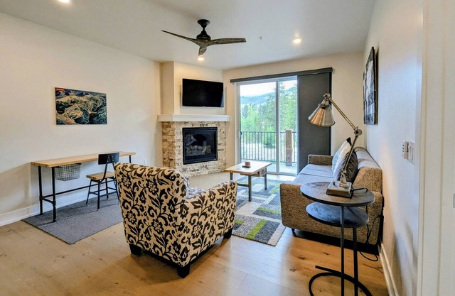 Stylish 2BR Condo | Steps to River & Trails
