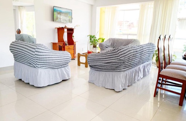 Stylish Apartment 4 min to the Airport
