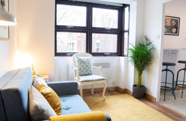 Stylish Studio Flat in West Kensington