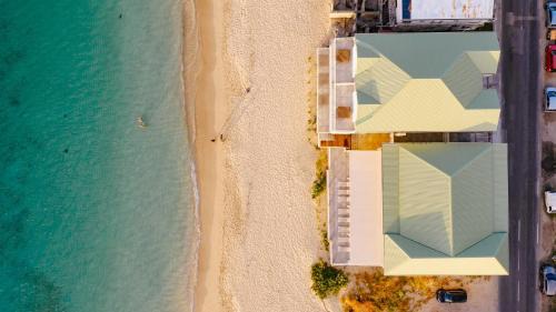 Suite 6 Mogador Residence, 2BR, brand-new, rare & luxury, sea view