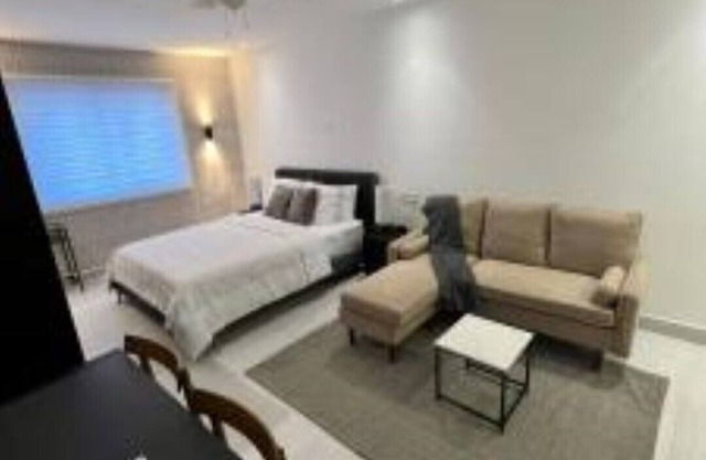 Suites By Salcedo 3