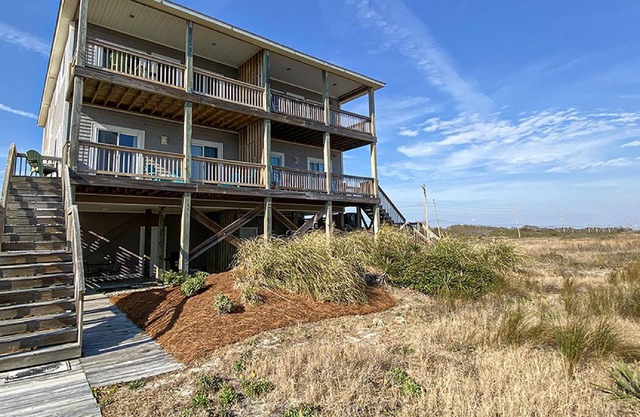 Summer Salt by Sea Scape Properties