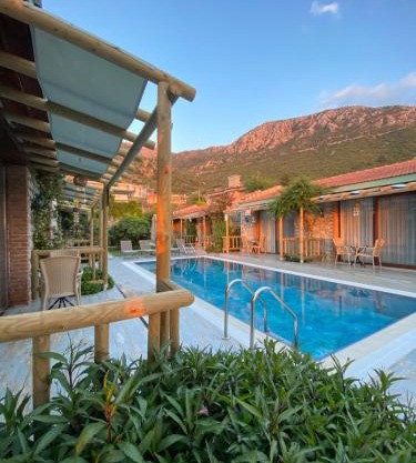 Suna House