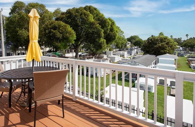Sunny Apartment with a Large Deck and Great View