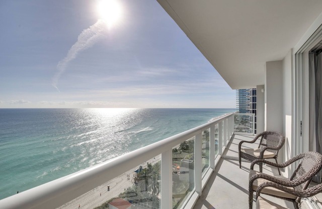 Sunny Isles Beach Retreat w/Resort Perks!