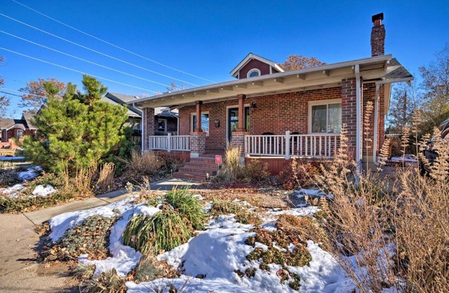 Sunnyside Apartment 2 Mi to Downtown Denver!