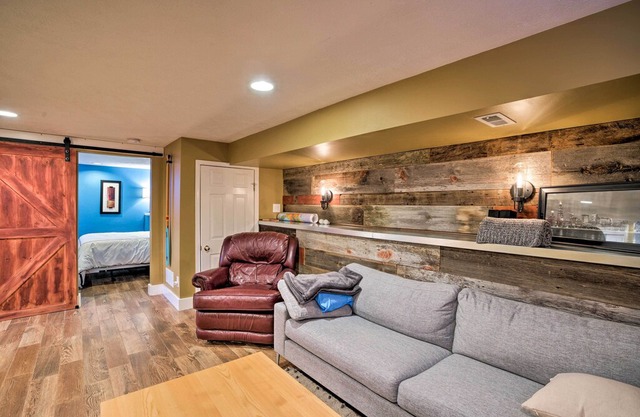 Sunnyside Apartment 2 Mi. to Downtown Denver!