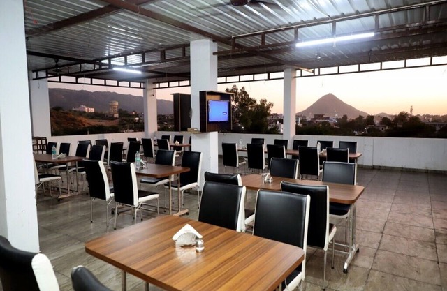 Sunrise Palace