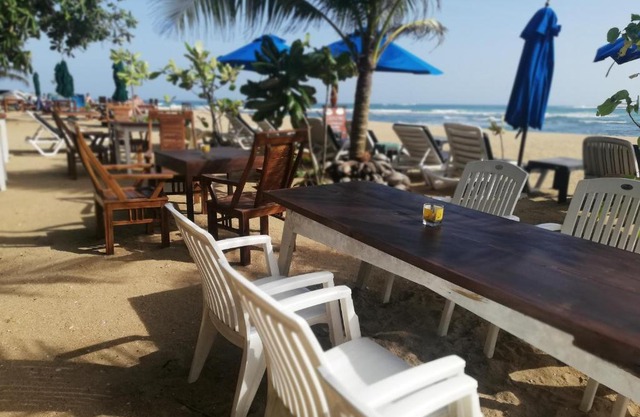 Sunset Colony Beach Resort