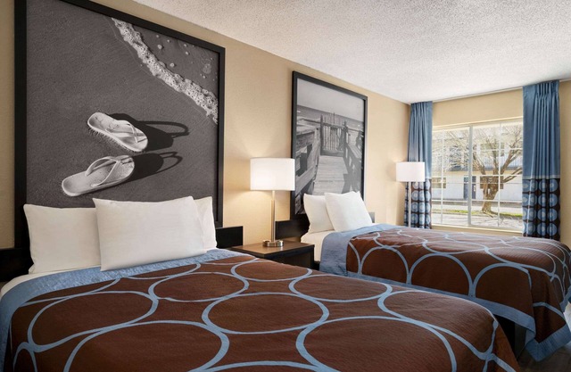 Super 8 by Wyndham Gulfport Airport NW/Near Biloxi