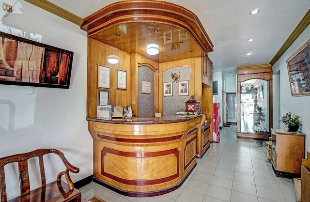 Super OYO 91805 Hotel Wisma Bari
