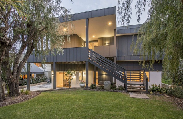 Superb Dual Keyed Home with Stunning Ocean Views just 300 Metres to Beach